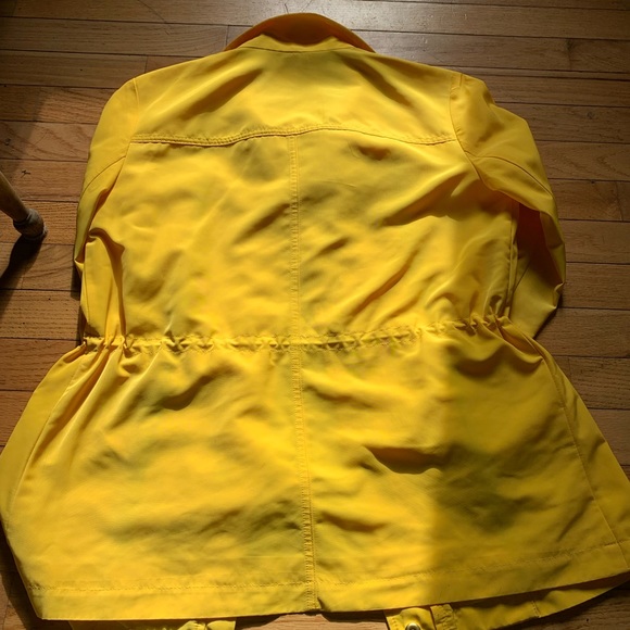 Crown and Ivy rain jacket - Picture 3 of 4